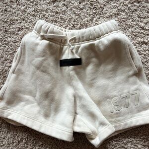 Essentials Kids Beige Shorts